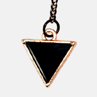 Small Black Triangle Chain